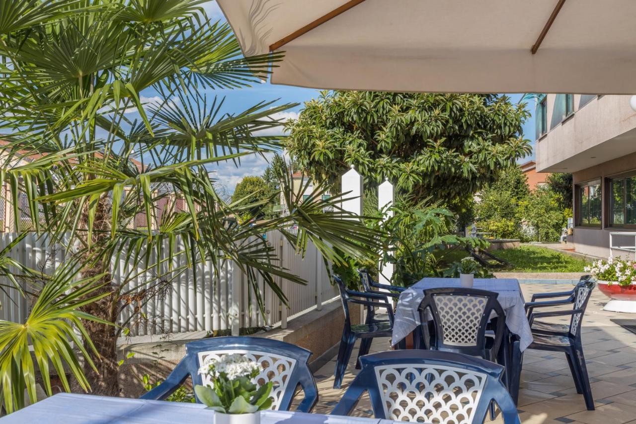 Aviano Palace Hotel Extérieur photo