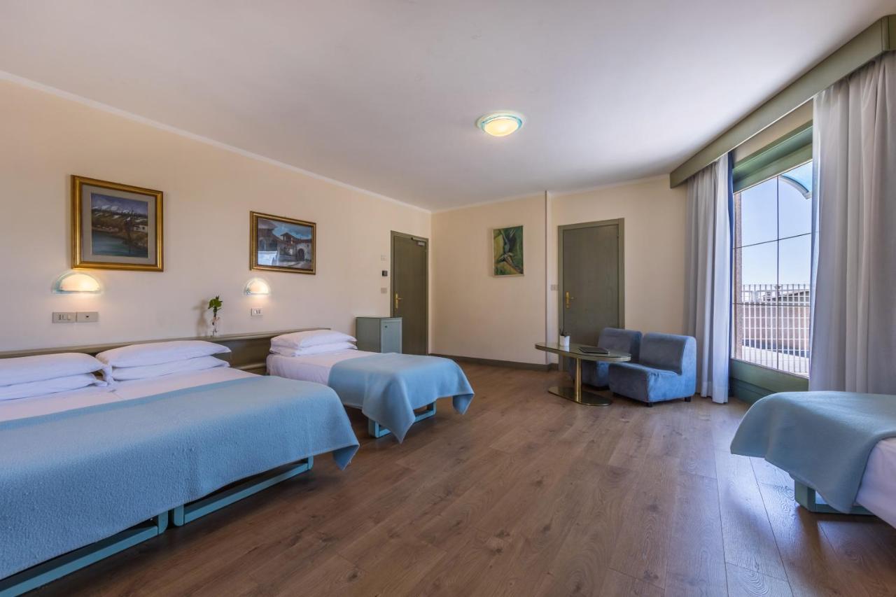 Aviano Palace Hotel Extérieur photo