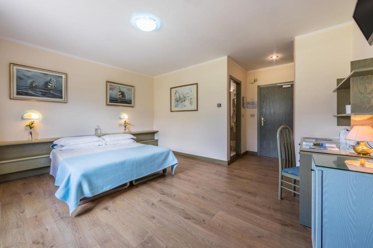 Aviano Palace Hotel Extérieur photo